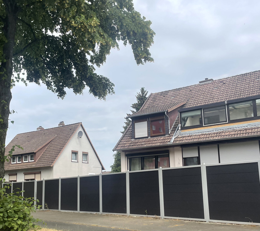 Pourquoi la clôture WPC est la solution parfaite pour les balcons urbains ?