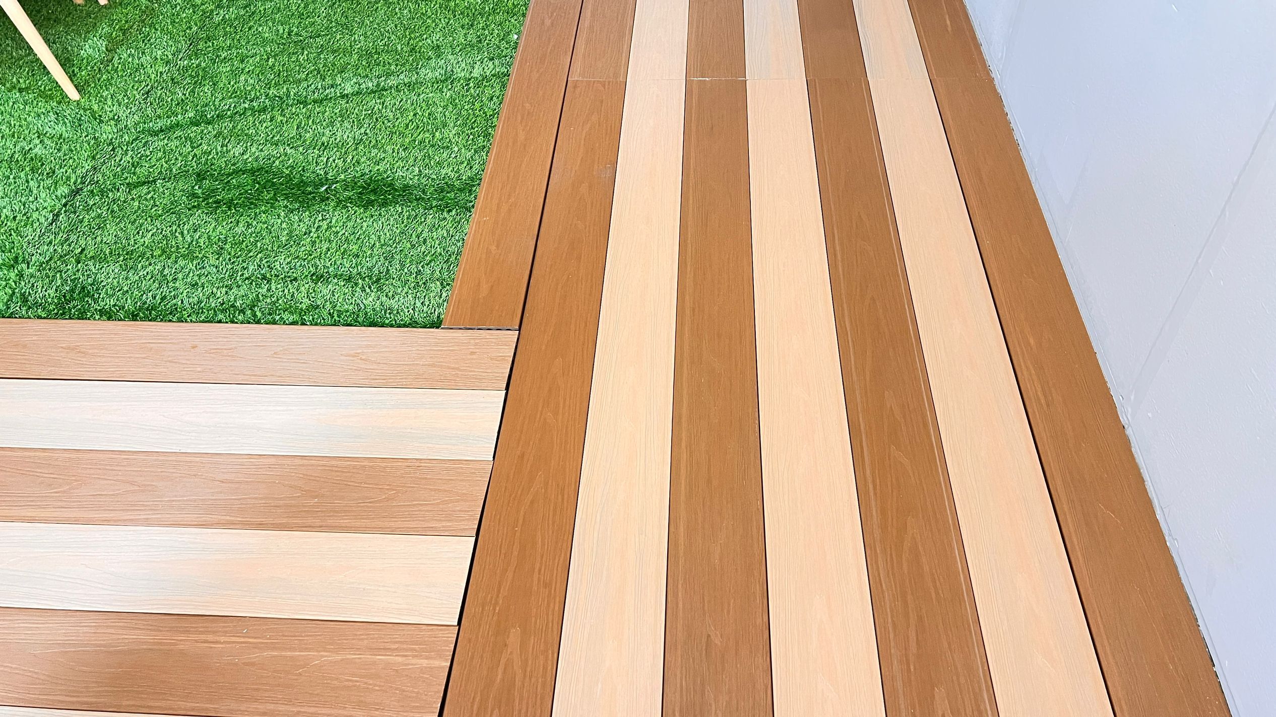 Site d'exposition de Harragate ---- le salon des revêtements de sol