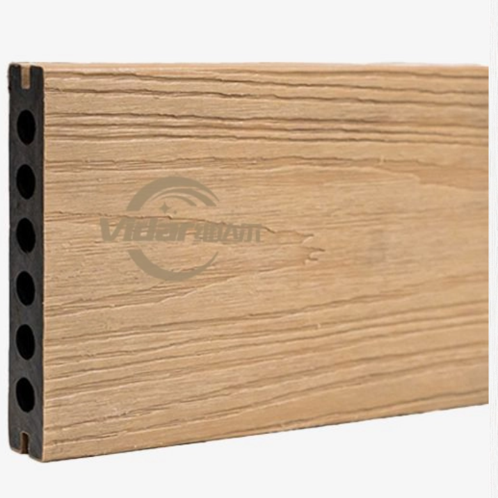 Installations au bord de la piscine pour terrasse WPC avec capuchon anti-UV 143x22,5.png