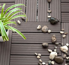 Tuiles WPC ext&eacute;rieures &agrave; embo&icirc;tement DIY