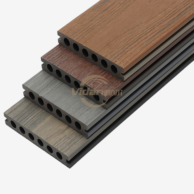 Plancher d'ingénierie de panneau de panneau de platelage de co-extrusion Composite WPC à grain de bois 143*21.5mm pour terrasse extérieure