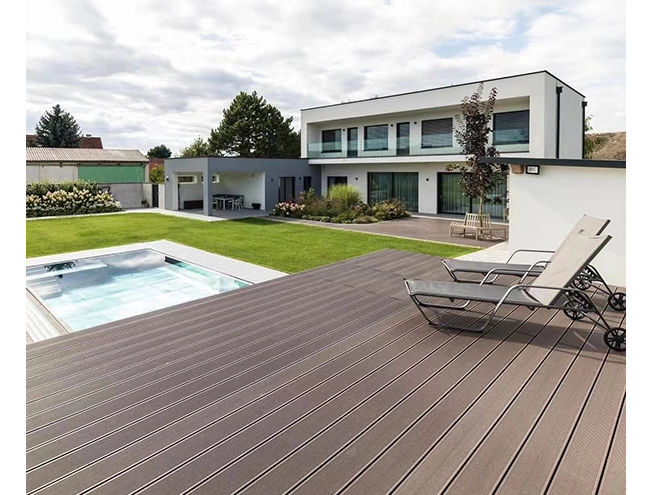 Comprendre la co-extrusion WPC : le choix optimal pour vos projets