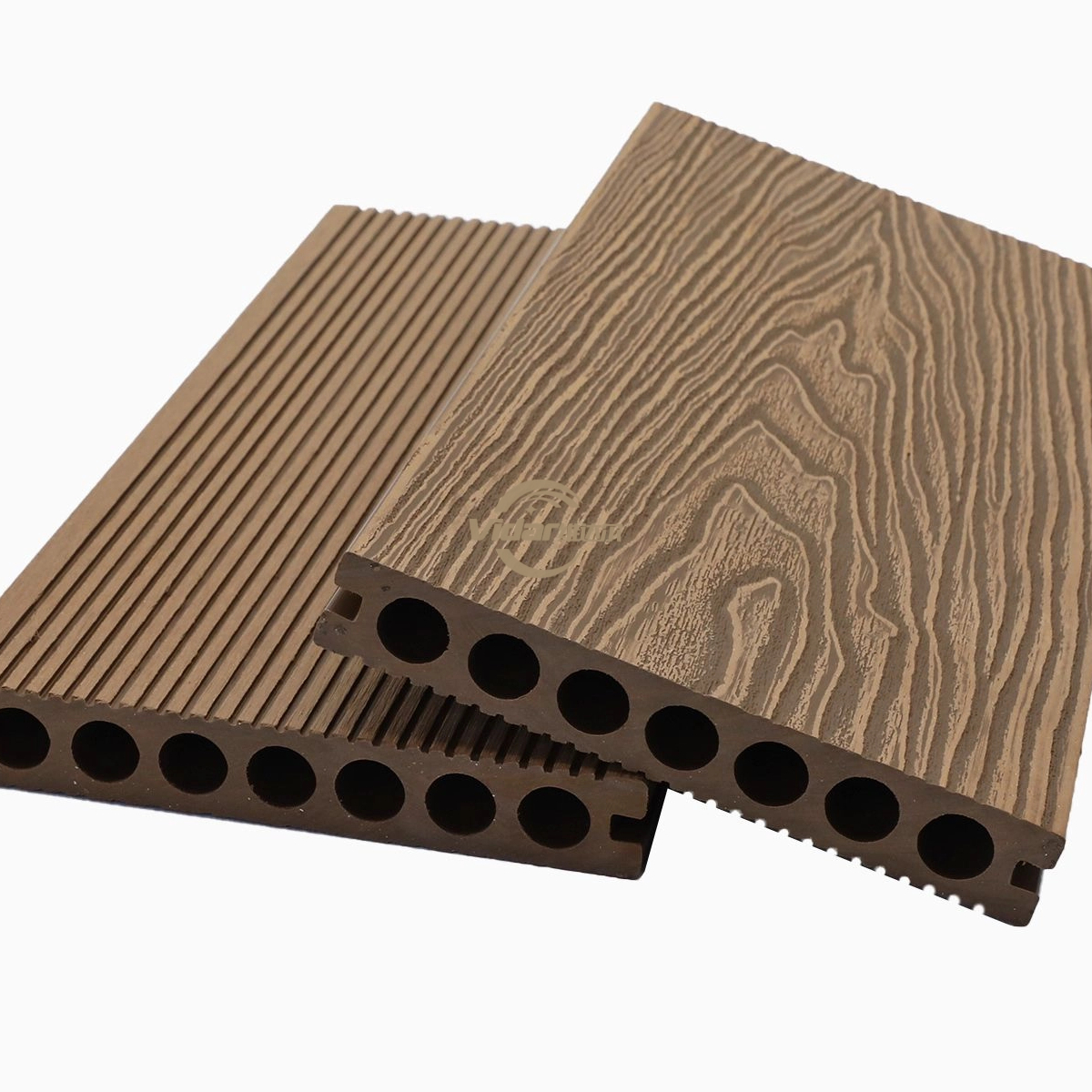 Pouvez-vous installer une terrasse en composite sur du béton
